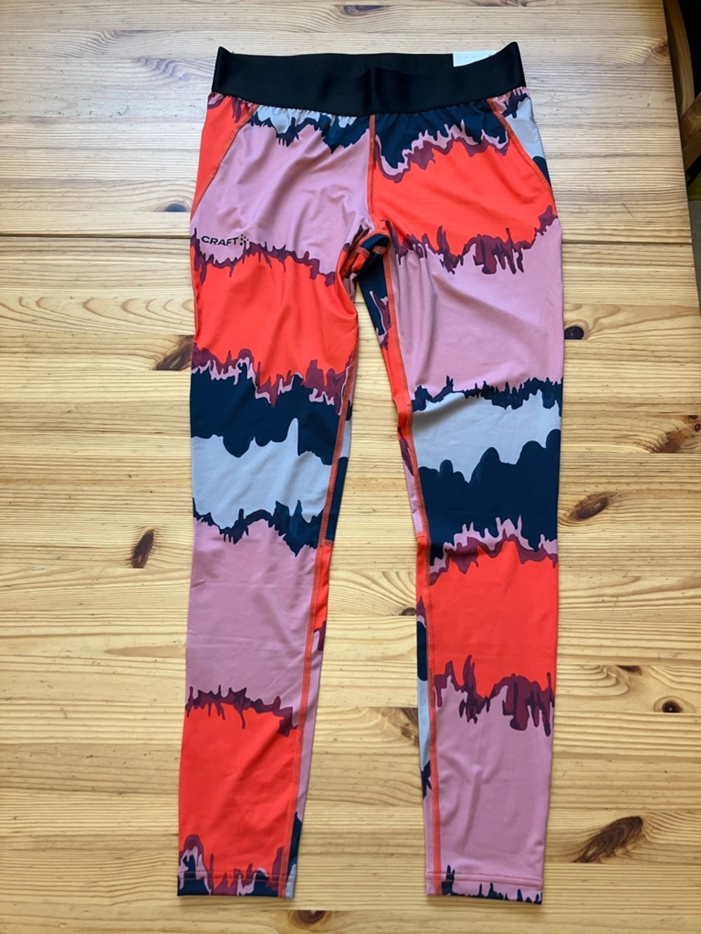 Craft Women's Leggings in Red, Pink, Navy, Gray